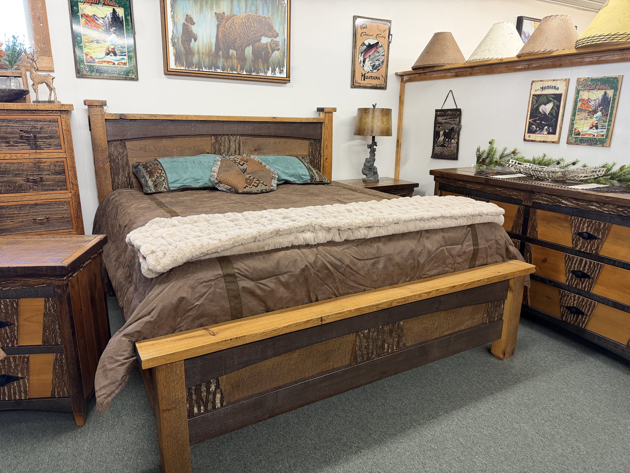 Poplar Grove Poplar Grove KING Bed