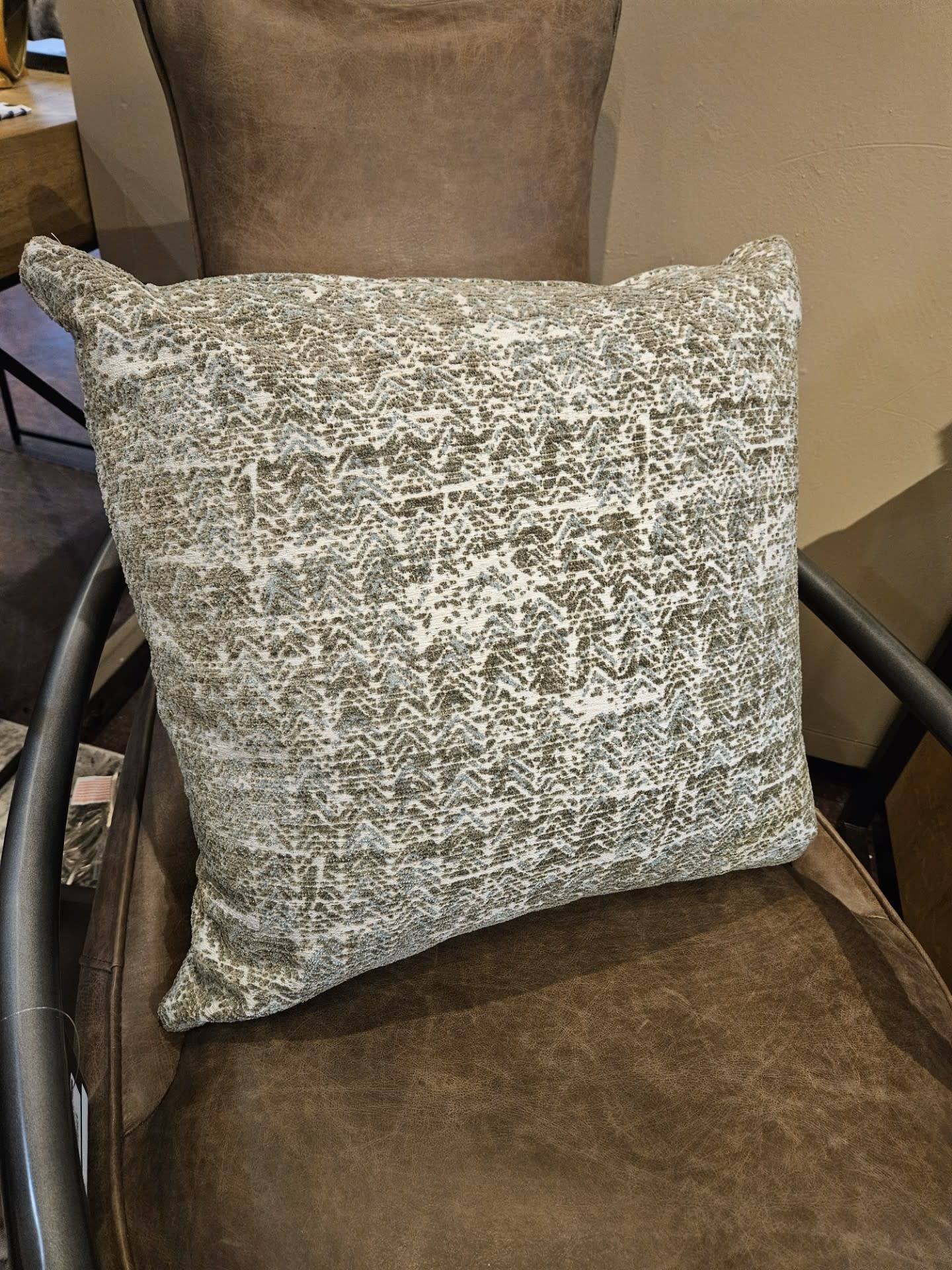 Omnia Pillow (16", 18", 20", 22", Kidney) NO WELT
