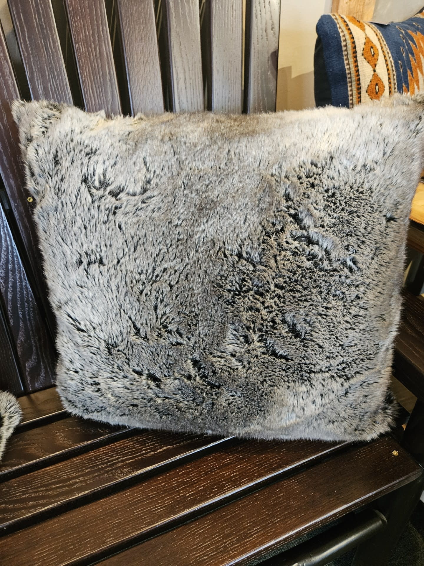 Omnia Pillow (16", 18", 20", 22", Kidney) NO WELT