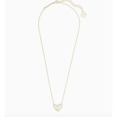 Kendra Scott Ari Heart Gold Pendant Necklace In Ivory Mother-Of-Pearl