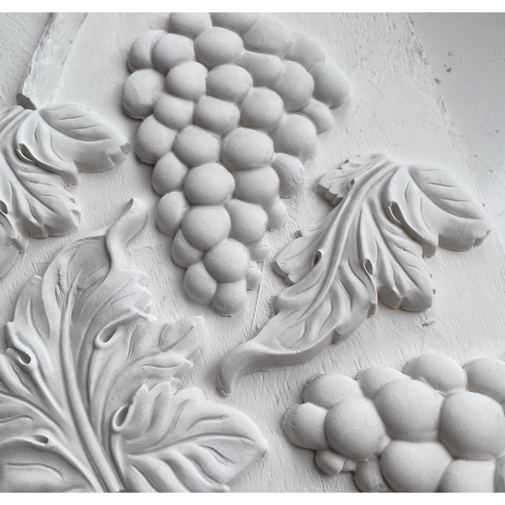 Iron Orchid Designs Grapes Mould