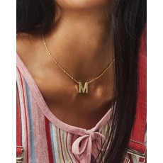 Kendra Scott Kendra Scott Letter M Pendant Necklace in Gold