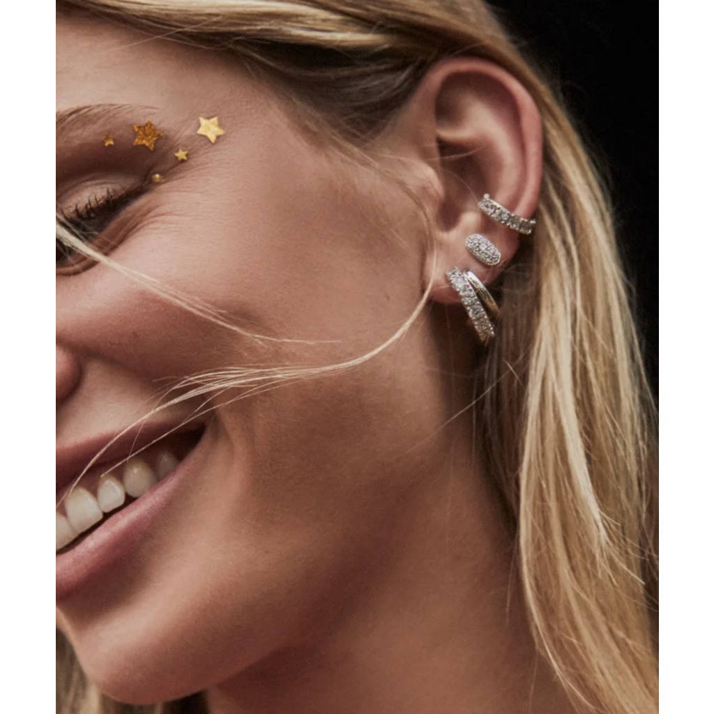 Kendra Scott Kendra Scott Livy Silver Huggie Earrings in White Crystal