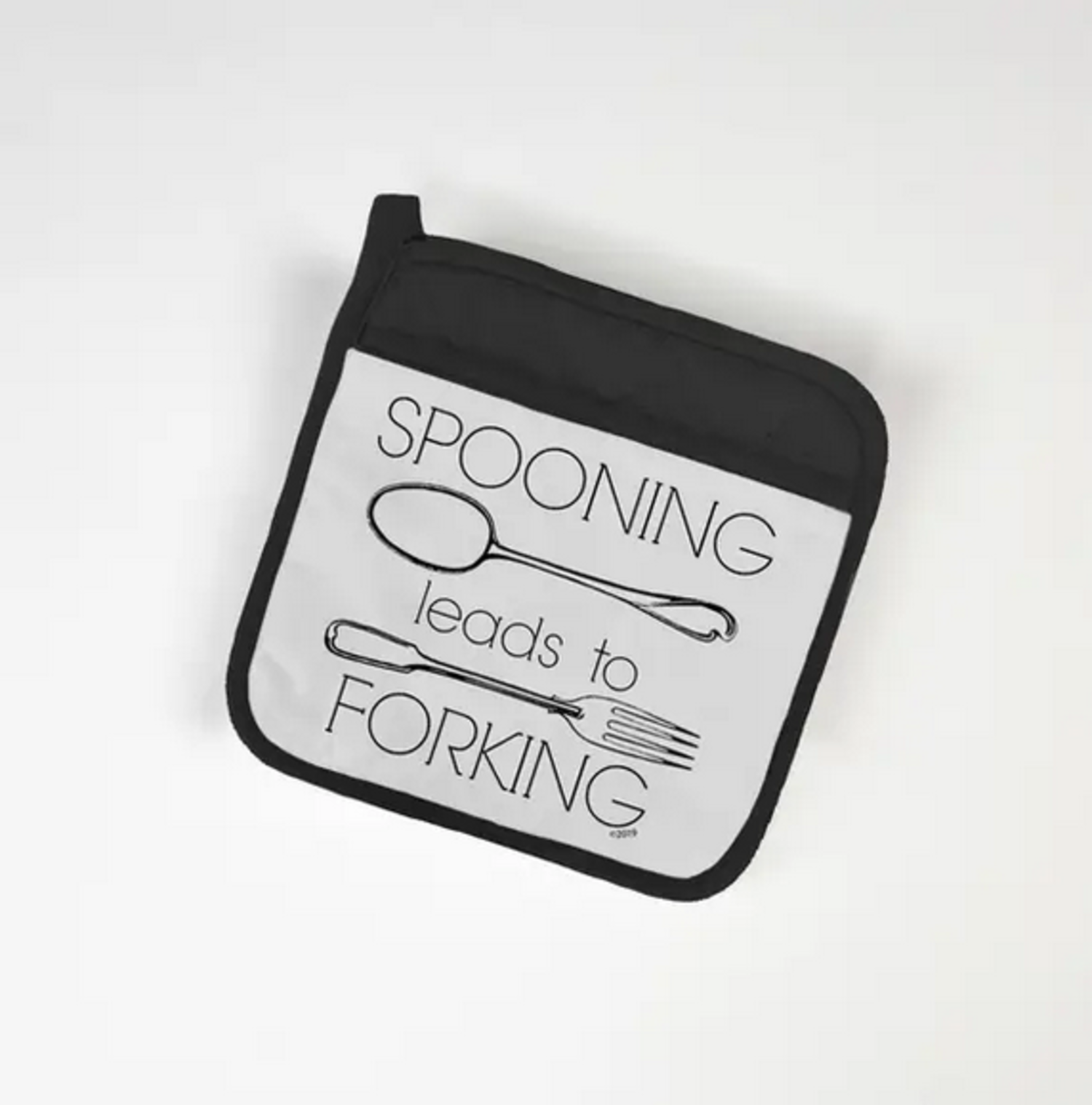 https://cdn.shoplightspeed.com/shops/632141/files/17712535/1500x4000x3/twisted-wares-spooning-leads-to-forking-potholder.jpg