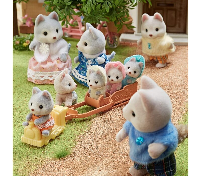 Calico: Husky Family