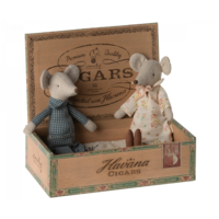 Grandma & Grandpa Mice Cigarbox