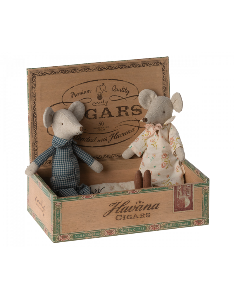 Maileg Grandma & Grandpa Mice Cigarbox