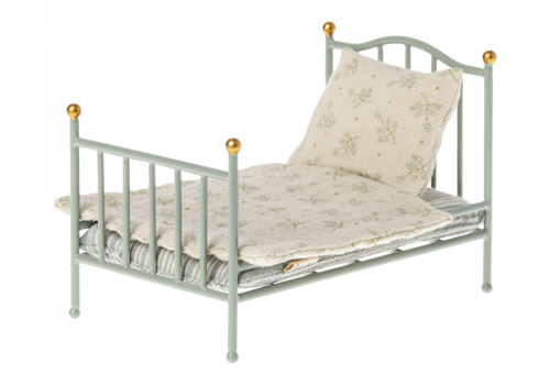 Maileg Vintage Mouse Bed