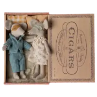 Mum & Dad Cigar Box