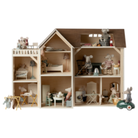 Mouse hole Farmhouse