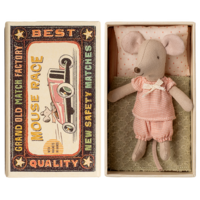 Little sister mouse, matchbox