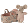 Baby mouse in carry cot: Rose
