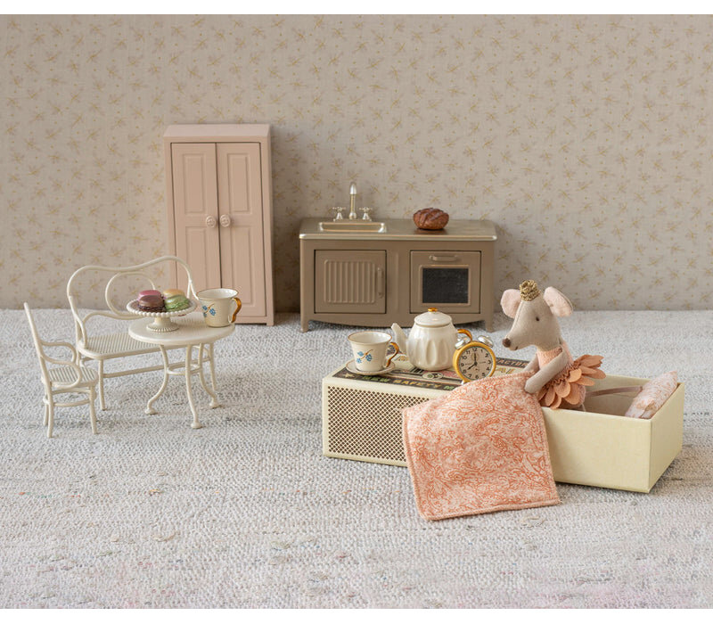 Princess Mouse, Little Sister in Matchbox