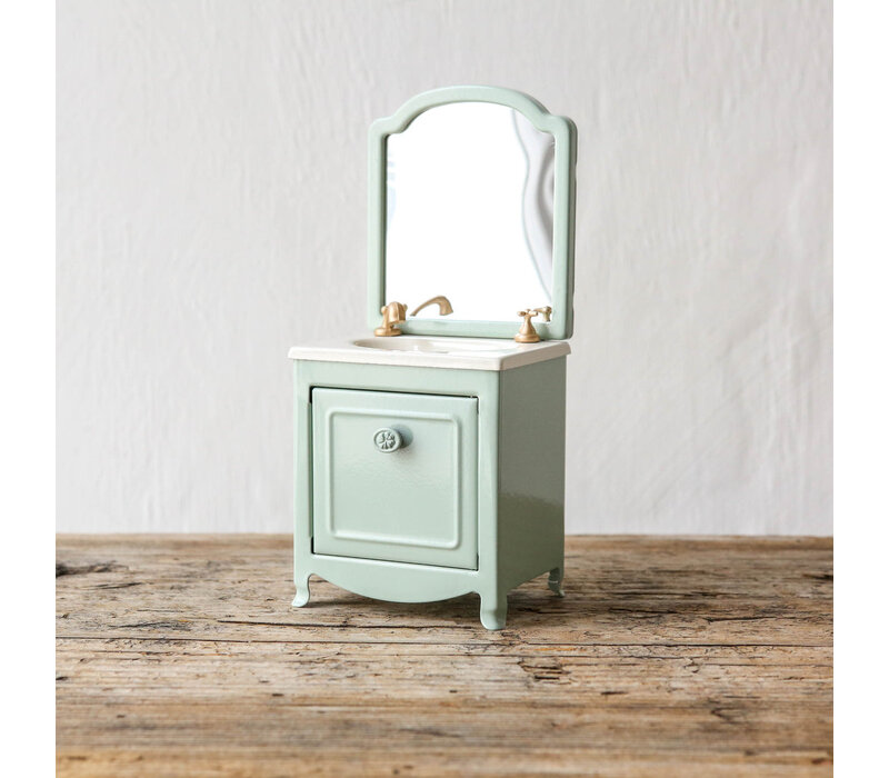 Mouse Sink/Dresser: Mint