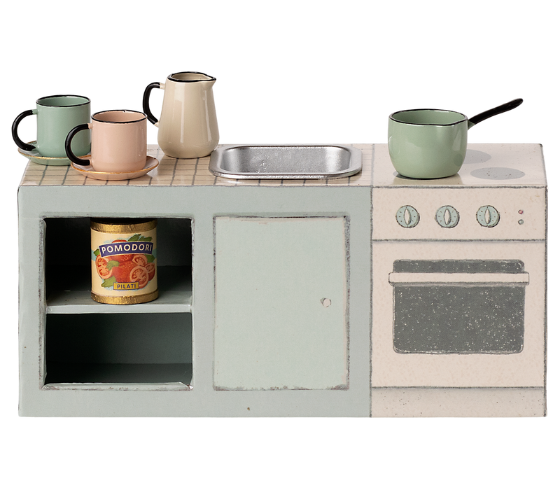 Mouse Kitchen counter