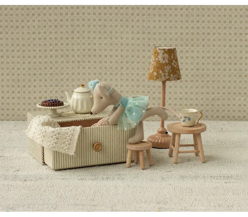 Dance Mouse in Daybed, Little Sister