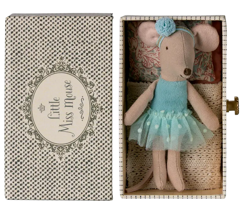 Dance Mouse in Daybed, Little Sister