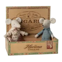 Grandma & Grandpa Mice Cigarbox