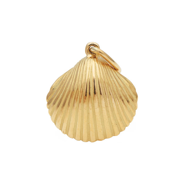 BERMUDA COLLECTION 18kt Yellow Gold Small Scallop Pendant