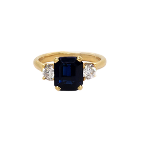 18ky 2.77ct E/C Sapphire .59ct Diamond 3 Stone Ring