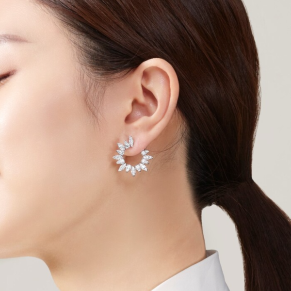 HEARTS ON FIRE LLC 18kw 1.23-1.29 Aerial Sunburst Wrap Earrings
