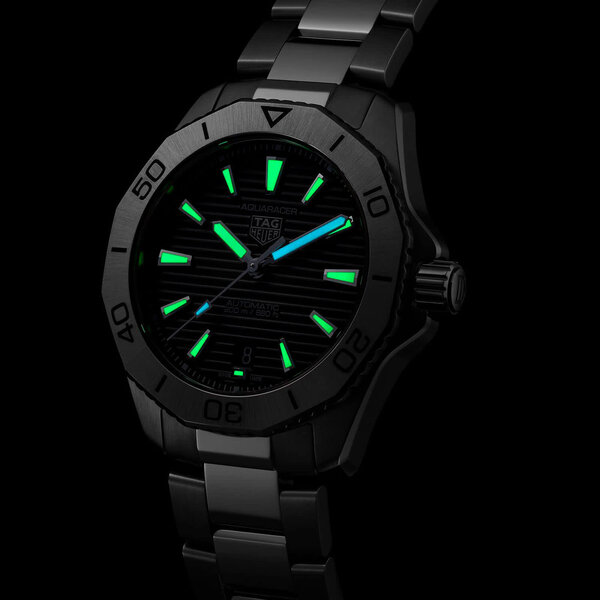 TAG HEUER Aquaracer 200M Professional
