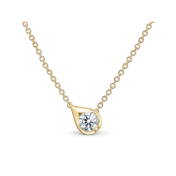 HEARTS ON FIRE LLC 18kt yellow gold Lu .30 Diamond Pendant