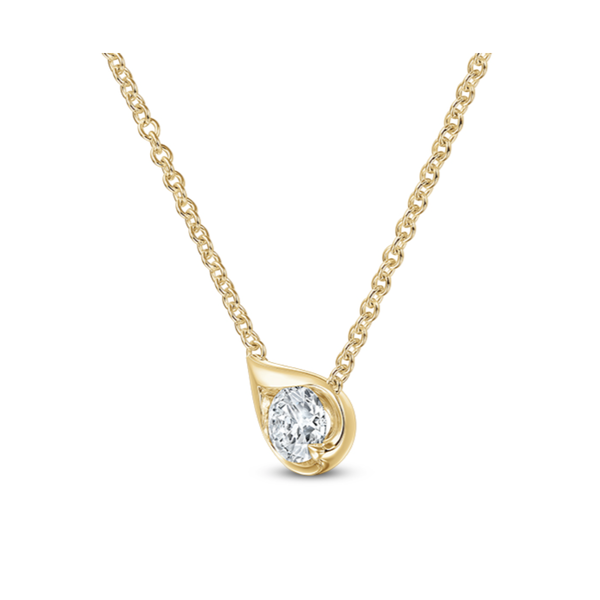 HEARTS ON FIRE LLC 18kt yellow gold Lu .30 Diamond Pendant