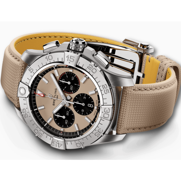 BREITLING Avenger B01 Chrono 44