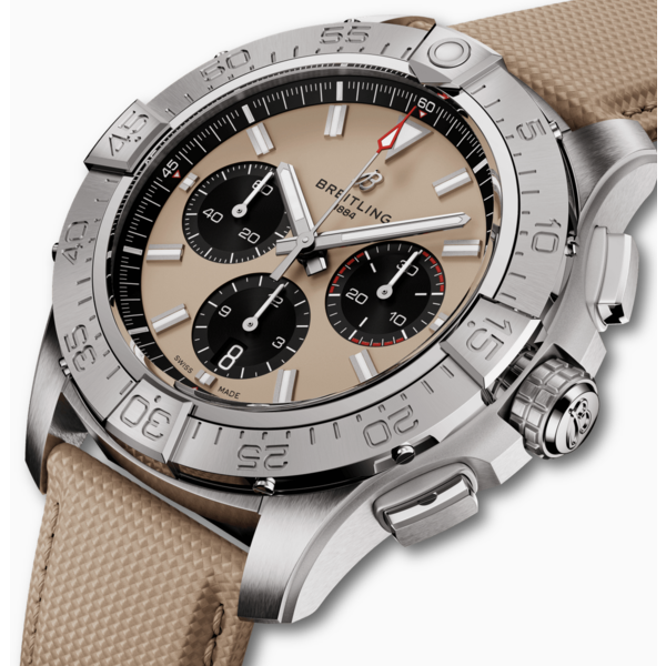 BREITLING Avenger B01 Chrono 44