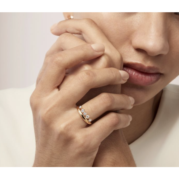 HEARTS ON FIRE LLC 18kt White Gold Hearts on Fire .45 Diamond Barre Floating Ring