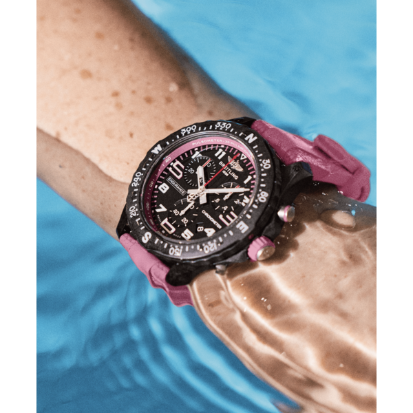 BREITLING Endurance Pro 38