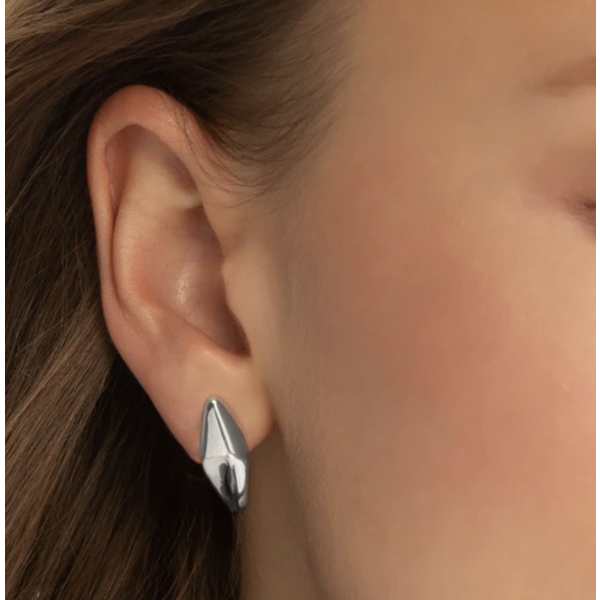 MONICA RICH KOSANN Sterling Silver Large "Points North" Earring