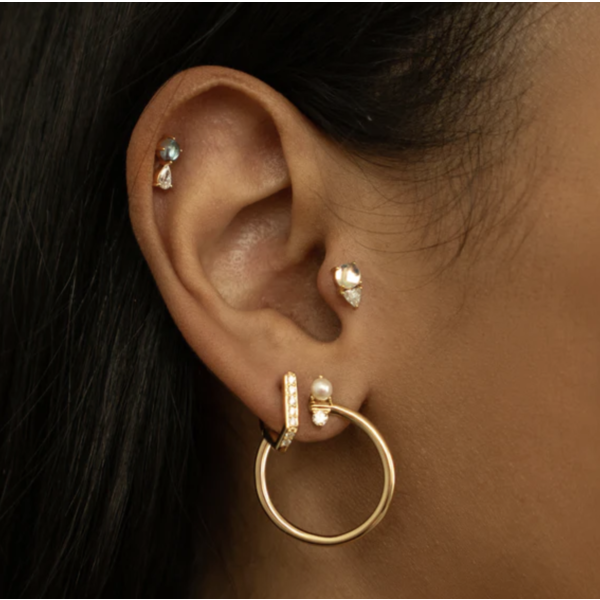 MONICA RICH KOSANN 18kt Yellow Gold Large "Galaxy Wrap Hoop" Earring with Pearl & White Diamonds