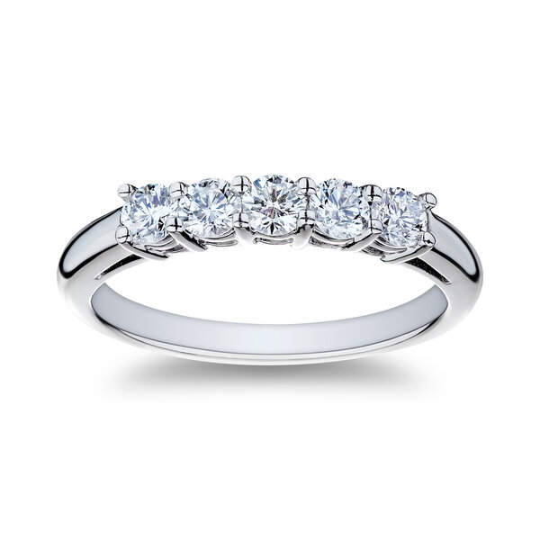 AMERICAN JEWELRY Platinum  .55ct Diamond Band
