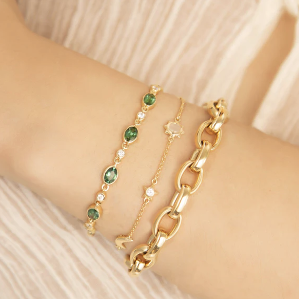 MONICA RICH KOSANN 18kt Yellow Gold Sun, Moon and Stars Diamond and Moonstone Chain Bracelet