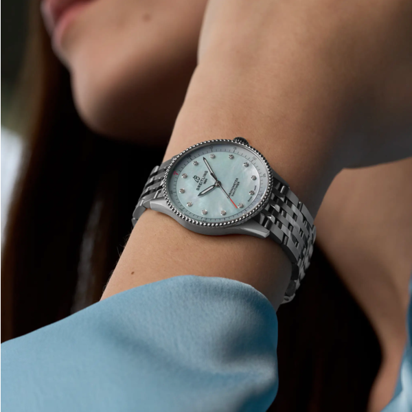 BREITLING Navitimer 32