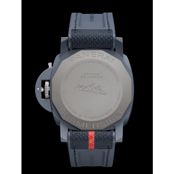PANERAI Submersible QuarantaQuattro Luna Rossa Ti-Ceramitech™