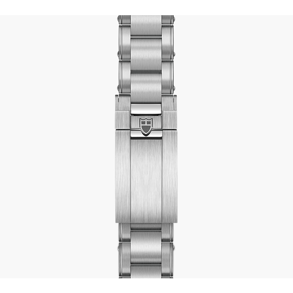 TUDOR Black Bay Pro