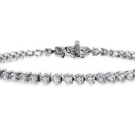 HEARTS ON FIRE LLC Temptation Three-Prong Bracelet