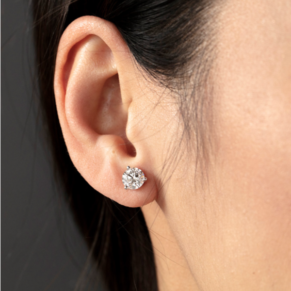 HEARTS ON FIRE LLC Three-Prong Stud Earrings