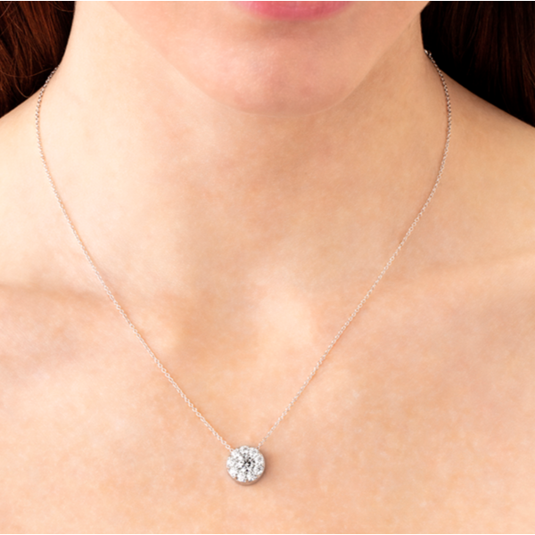 HEARTS ON FIRE LLC Fulfillment Pendant Necklace
