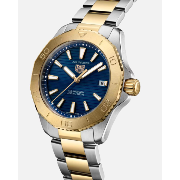 TAG HEUER TAG Heuer Aquaracer Professional 200 Solargraph