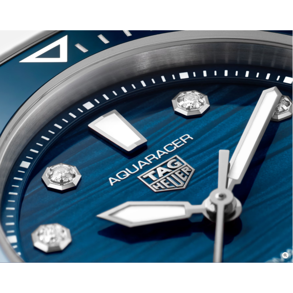 TAG HEUER TAG Heuer Aquaracer Professional 300 Date