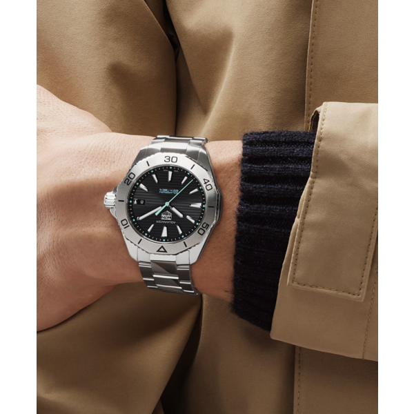 TAG HEUER TAG Heuer Aquaracer PROFESSIONAL 200 SOLARGRAPH