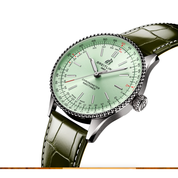 BREITLING Navitimer Auto 36