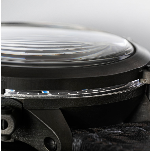 U-BOAT CAPSULE 50MM PVD BK BL