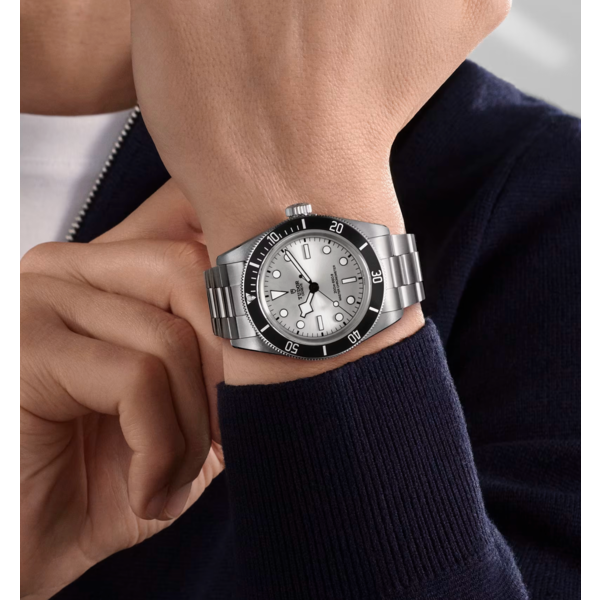TUDOR Black Bay 68