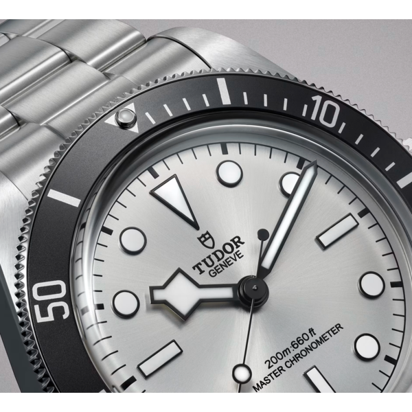 TUDOR Black Bay 68