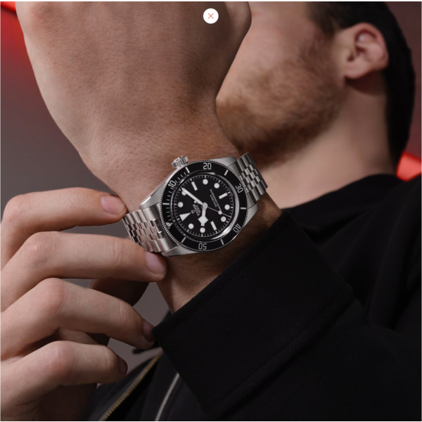 TUDOR Black Bay
